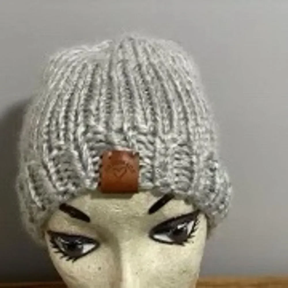 Handmade Women's Gray Knitted Beanie Winter Hat One‎ Size